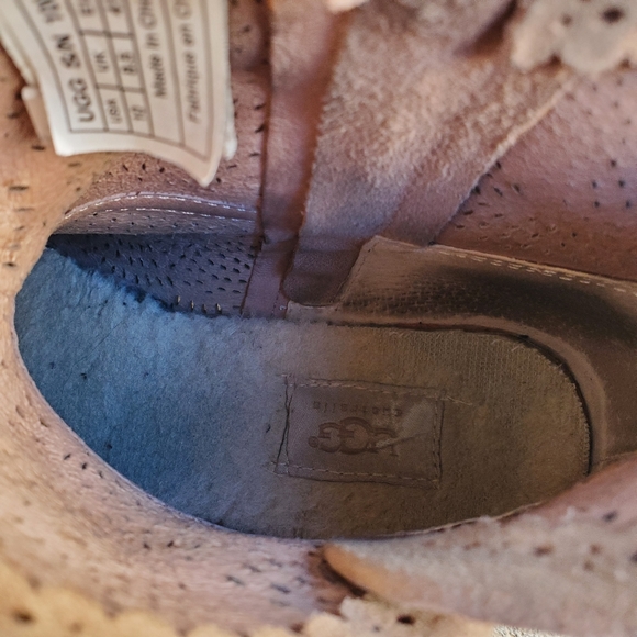 UGG Darling Seaweed perforated suede ankle women's boots 1007142 - Picture 13 of 16